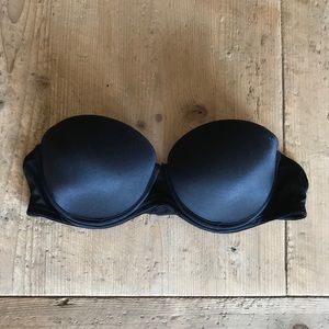 Victoria’s Secret Pink Push-Up Strapless Bra 34C